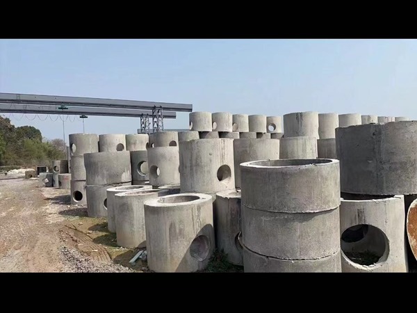 水泥井